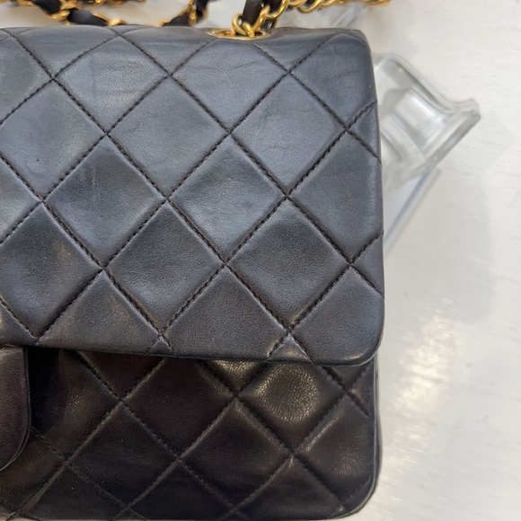 Chanel Vintage Medium Black Lambskin Classic Double Flap Bag - Picture 3 of 12